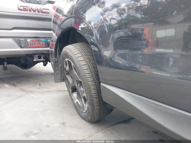 JF2SJAGC6JH565398 Subaru Forester 2.5i Premium