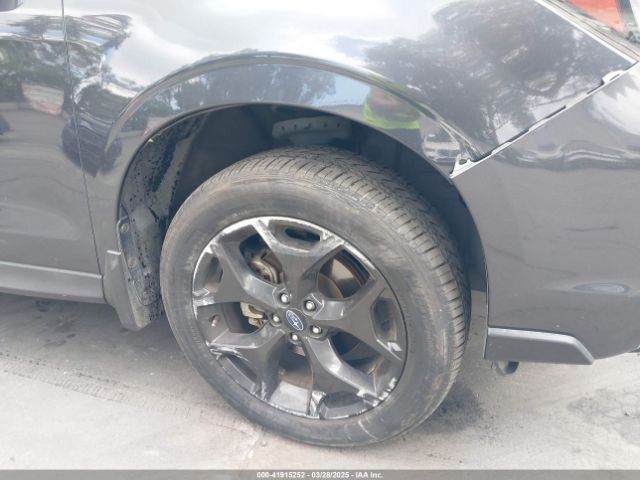 JF2SJAGC6JH565398 Subaru Forester 2.5i Premium