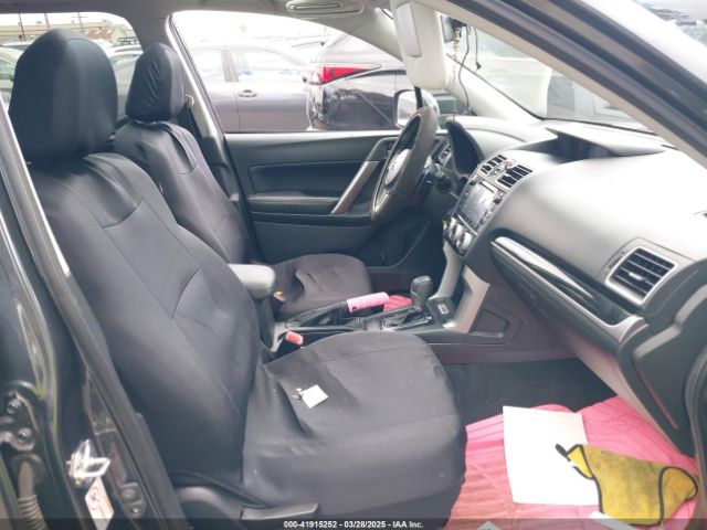 JF2SJAGC6JH565398 Subaru Forester 2.5i Premium
