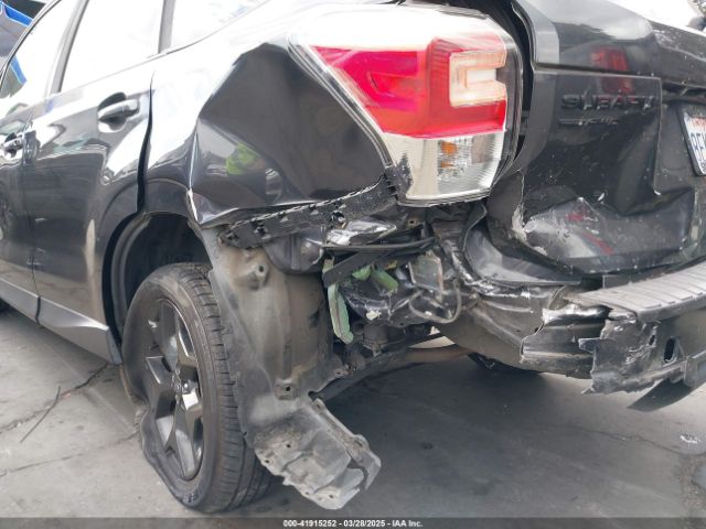 JF2SJAGC6JH565398 Subaru Forester 2.5i Premium