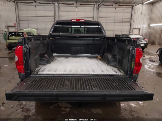 5TFBW5F11EX406789 Toyota Tundra Limited 5.7l V8
