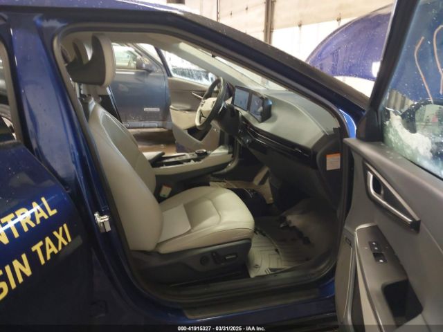 KNDC3DLC0P5138765 KIA Ev6 Wind