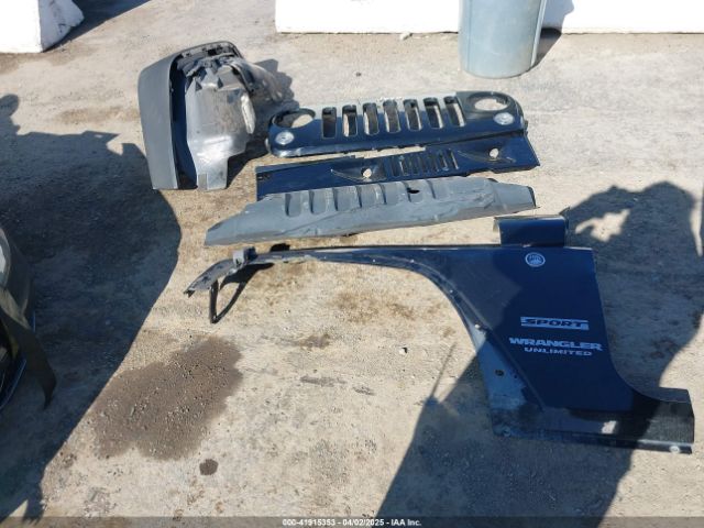 1C4BJWDG1HL738478 Jeep Wrangler Unlimited Sport