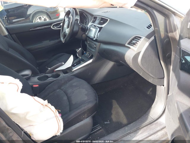 3N1AB7AP4GY215175 Nissan SENTRA SV