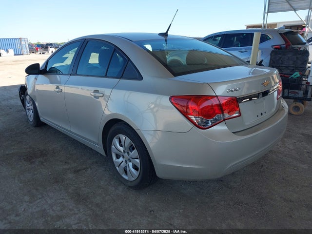 1G1PA5SG5E7116532 Chevrolet Cruze Ls Auto