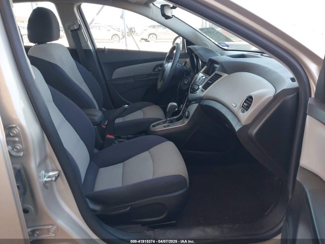 1G1PA5SG5E7116532 Chevrolet Cruze Ls Auto