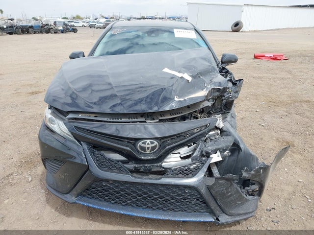 4T1B61HK8JU518916 Toyota CAMRY XSE