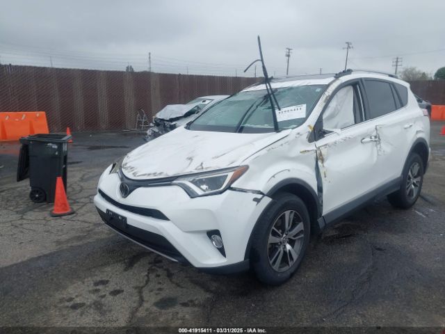 2T3WFREV0JW452030 Toyota Rav4 Xle
