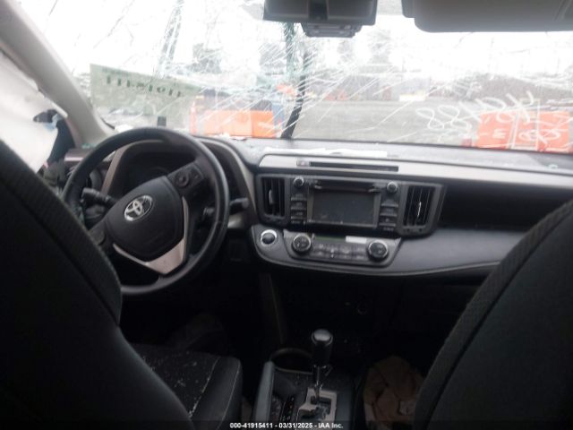 2T3WFREV0JW452030 Toyota Rav4 Xle