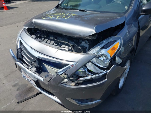 3N1CN7AP4JL882297 Nissan Versa 1.6 Sv