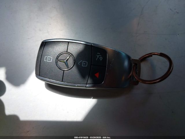 W1N0G8DB0NV344579 Mercedes-Benz Glc 300 Suv