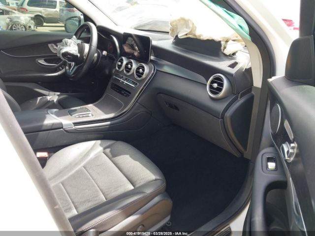 W1N0G8DB0NV344579 Mercedes-Benz Glc 300 Suv