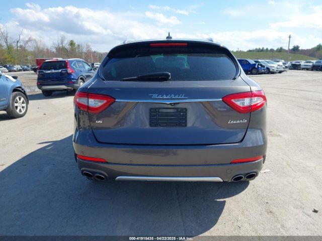 ZN661XUL1JX259530 Maserati Levante Granlusso