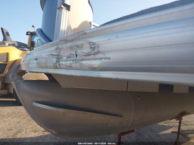 Suntracker Fishing Barge 24 Ft Dlx 2018 BUJ31336E818 Image 12