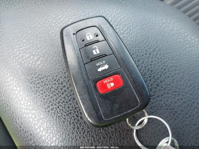 4T1B21HK3KU518917 Toyota Camry Hybrid Se