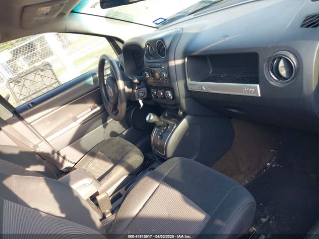 1C4NJCBA8ED559872 Jeep Compass Sport
