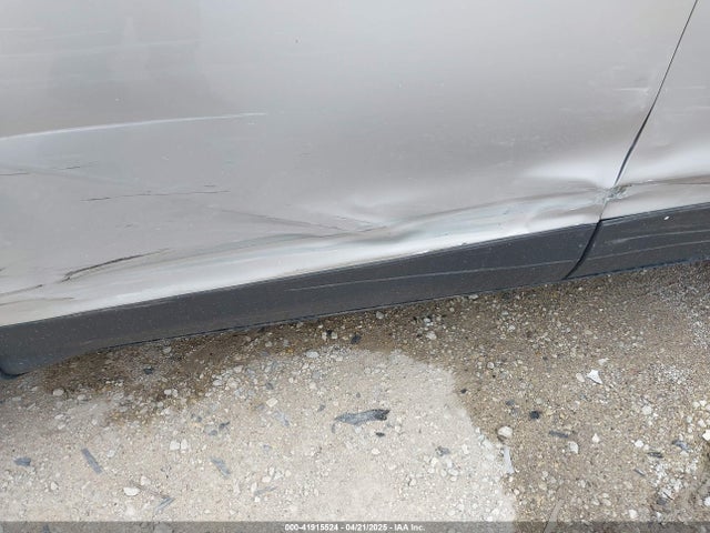 1FMCU9GX3GUA96262 Ford ESCAPE SE