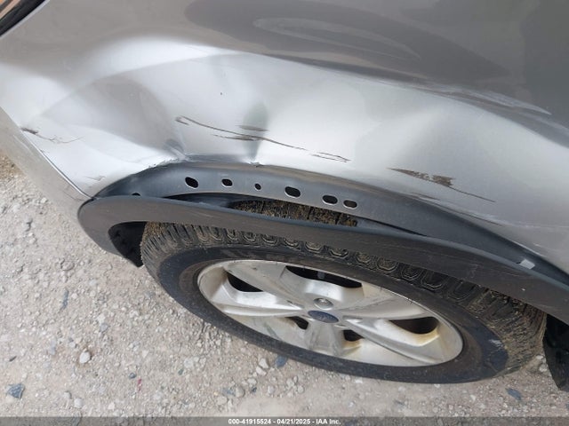 1FMCU9GX3GUA96262 Ford ESCAPE SE