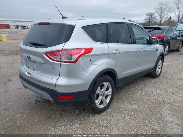 1FMCU9GX3GUA96262 Ford ESCAPE SE