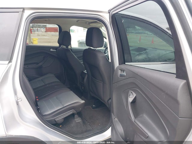 1FMCU9GX3GUA96262 Ford ESCAPE SE