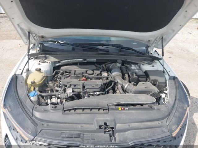 5XXG24J2XMG022432 KIA K5 LX