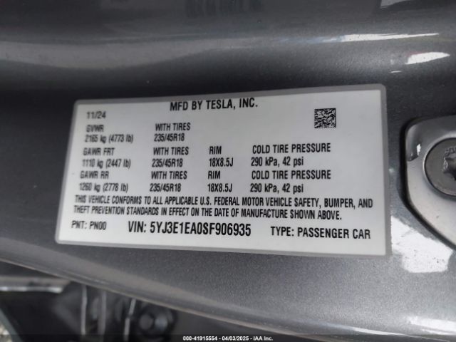 2025 TESLA MODEL 3 5YJ3E1EA0SF906935 Photo 8
