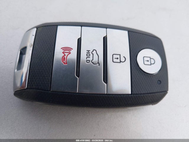 5XYPHDA5XJG393042 KIA Sorento 3.3l Ex