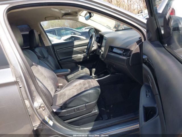 2020 MITSUBISHI OUTLANDER JA4AD3A3XLZ024187 Photo 4