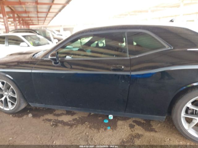 2C3CDZJG2KH587452 Dodge Challenger Gt