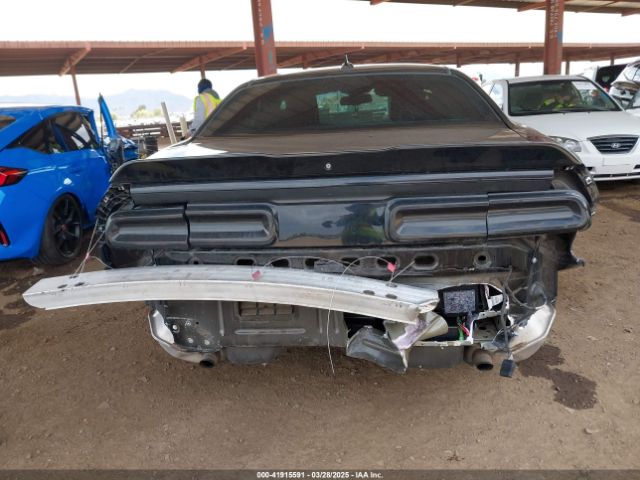 2C3CDZJG2KH587452 Dodge Challenger Gt