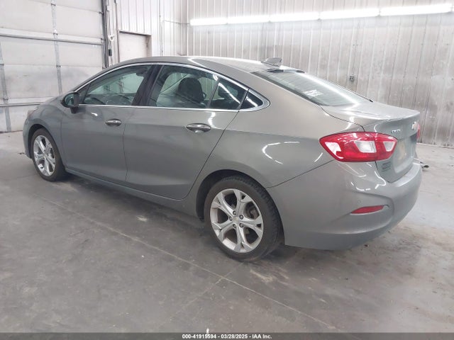 Chevrolet Cruze Premier Auto 2017 1G1BF5SMXH7135809 Image 3