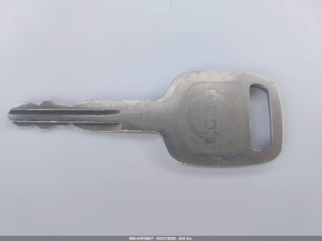 3N1CN7AP4EL825698 Nissan Versa 1.6 S+