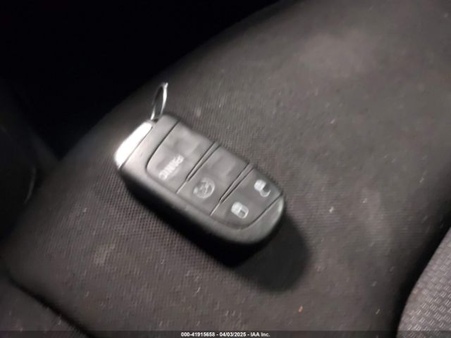 ZACCJABT8GPD34661 Jeep Renegade Latitude