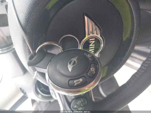 2012 MINI COOPER CLUBMAN WMWZF3C57CT189096 Photo 10