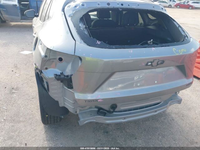 KL77LJEP8SC037636 Chevrolet Trax Fwd 2rs