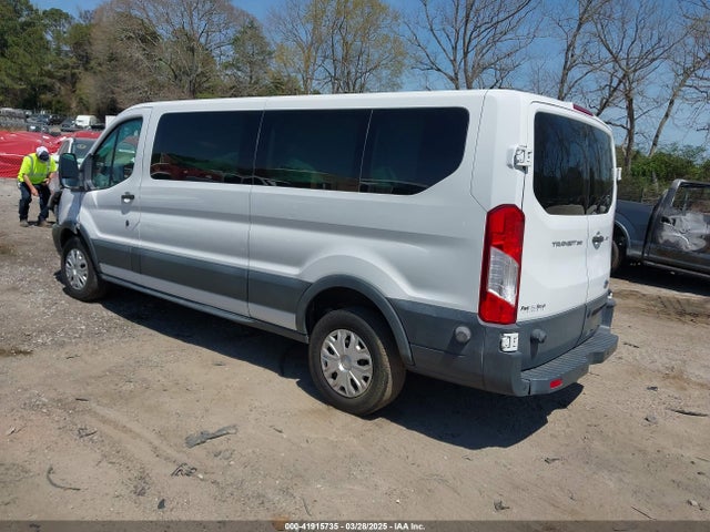 Ford 2015 2015 1FBZX2ZM2FKA75997 Image 3