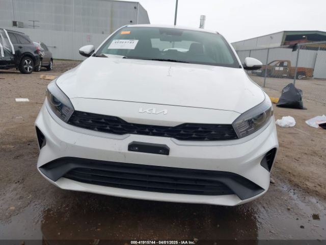 3KPF24AD7PE669204 KIA Forte Lxs