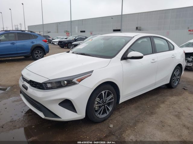 3KPF24AD7PE669204 KIA Forte Lxs