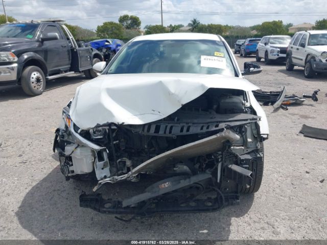 5XXGT4L34JG253597 KIA Optima Lx