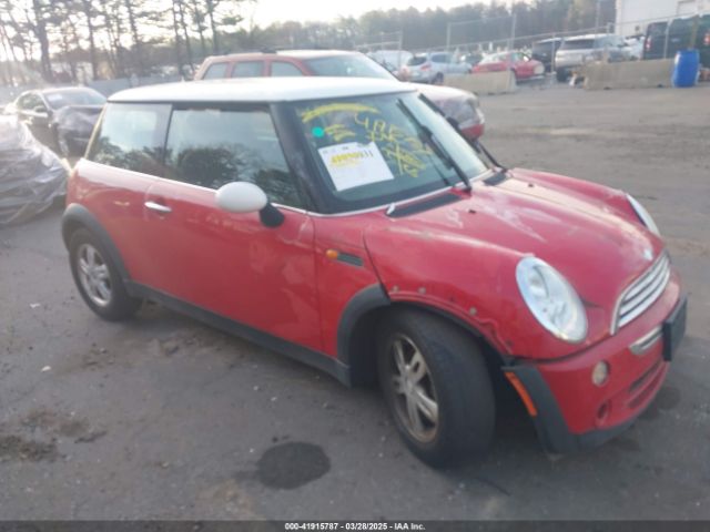 2006 MINI COOPER WMWRC33516TJ77300 Photo 0