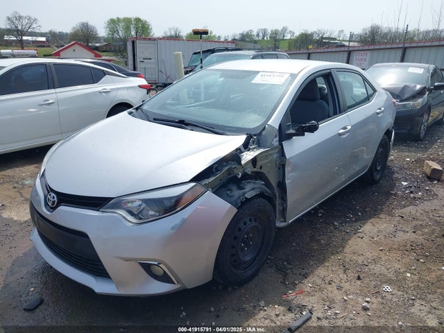 Toyota COROLLA LE 2015 5YFBURHE3FP310529 Image 2