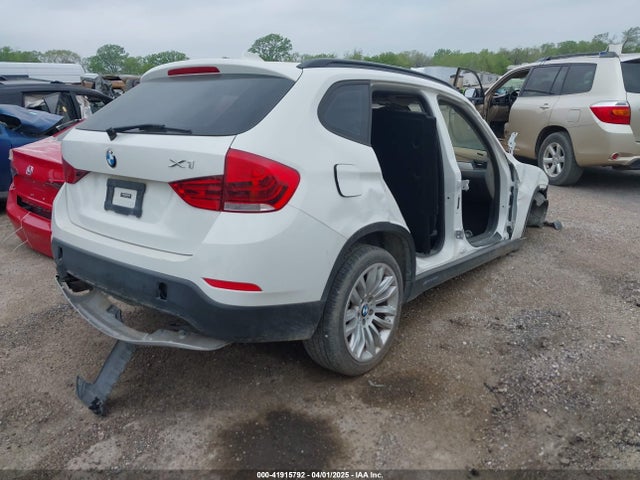 BMW X1 2014 WBAVL1C57EVY21646 Image 4