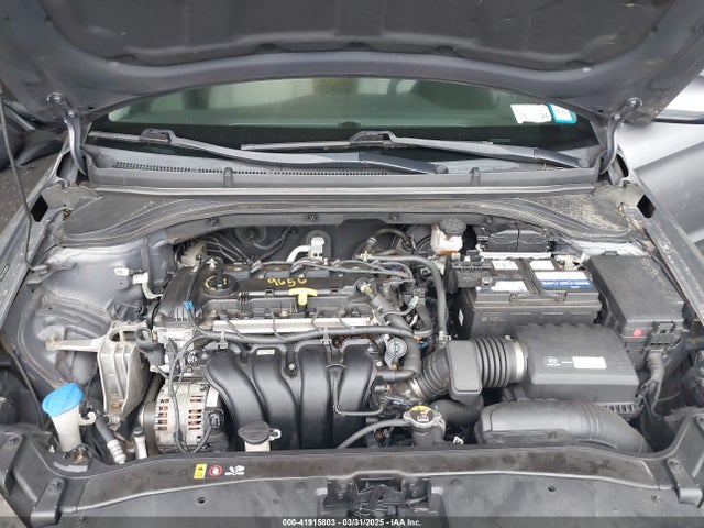 5NPD84LF8JH389623 Hyundai ELANTRA SEL