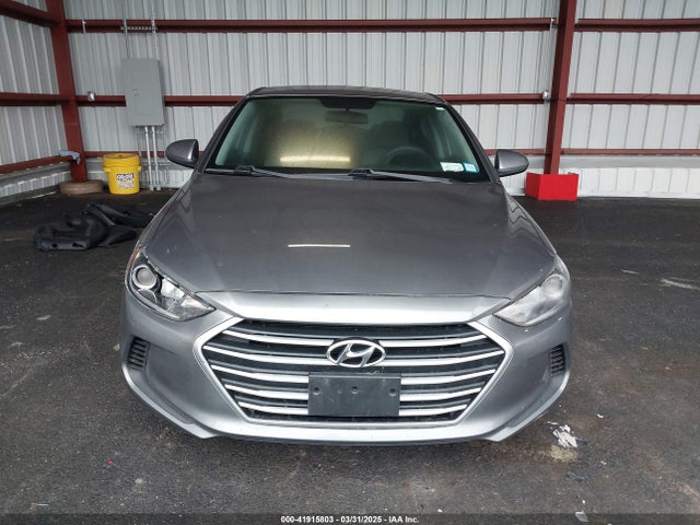 5NPD84LF8JH389623 Hyundai ELANTRA SEL