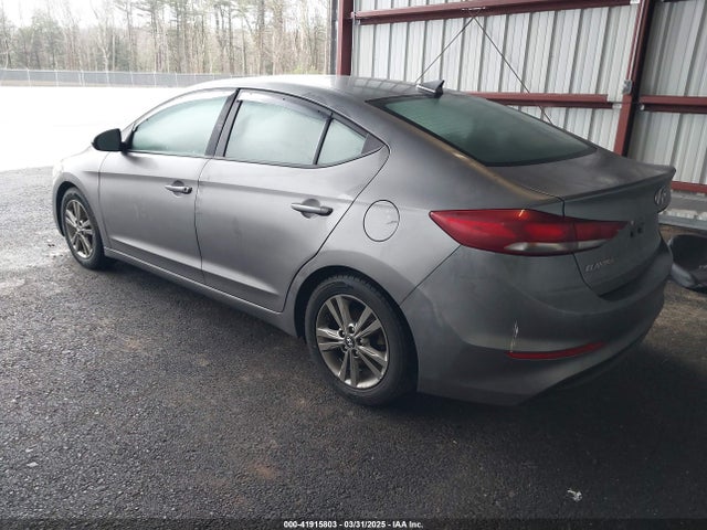 5NPD84LF8JH389623 Hyundai ELANTRA SEL