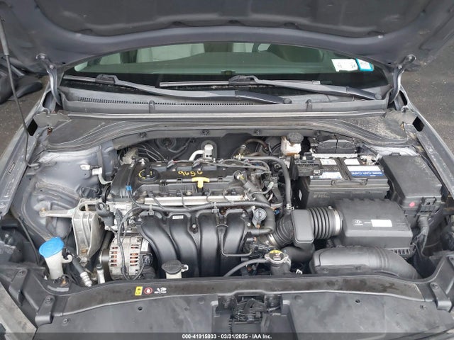 5NPD84LF8JH389623 Hyundai ELANTRA SEL