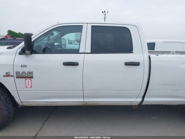 3C6UR5HL1EG296109 RAM 2500 Tradesman