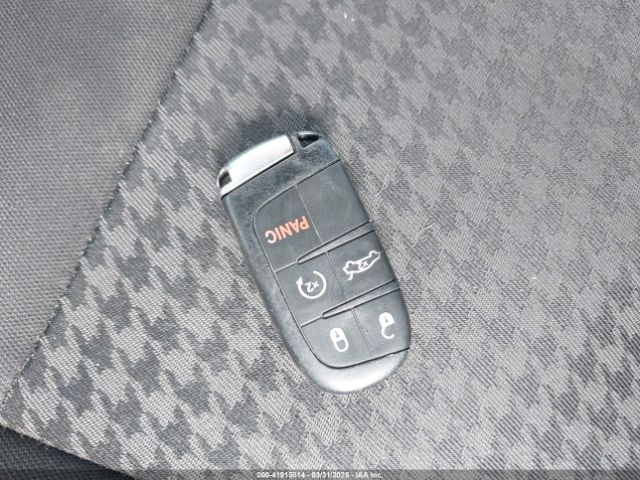 2C3CDZAG0GH301458 Dodge Challenger Sxt