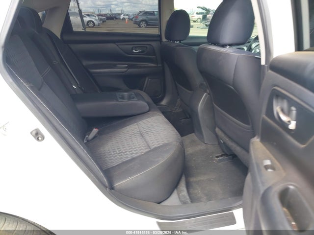 1N4AL3AP5JC108774 Nissan 2018