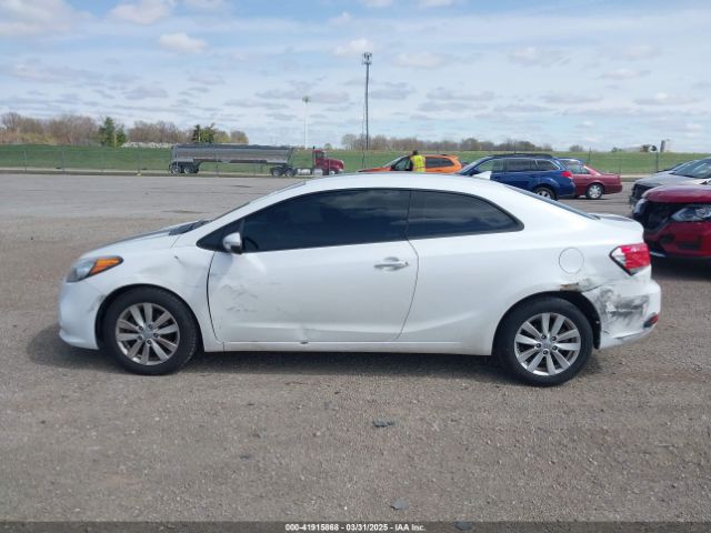 KNAFX6A86G5632976 KIA Forte Koup Ex